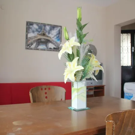 Apartment Cevdet Apart *
